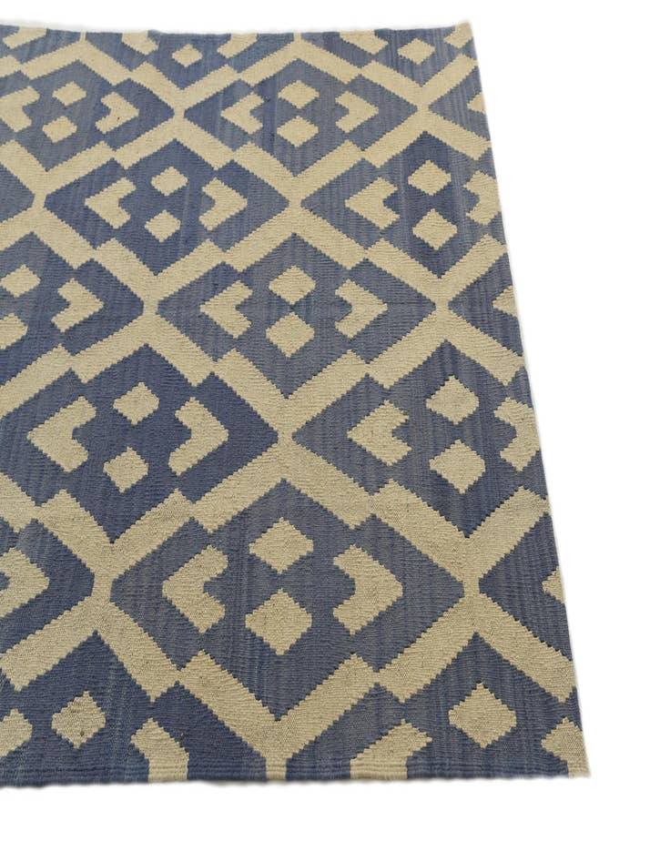Detail image of  4' 2 x 5' 6  Hand Woven Kilim Modern Wool Rug