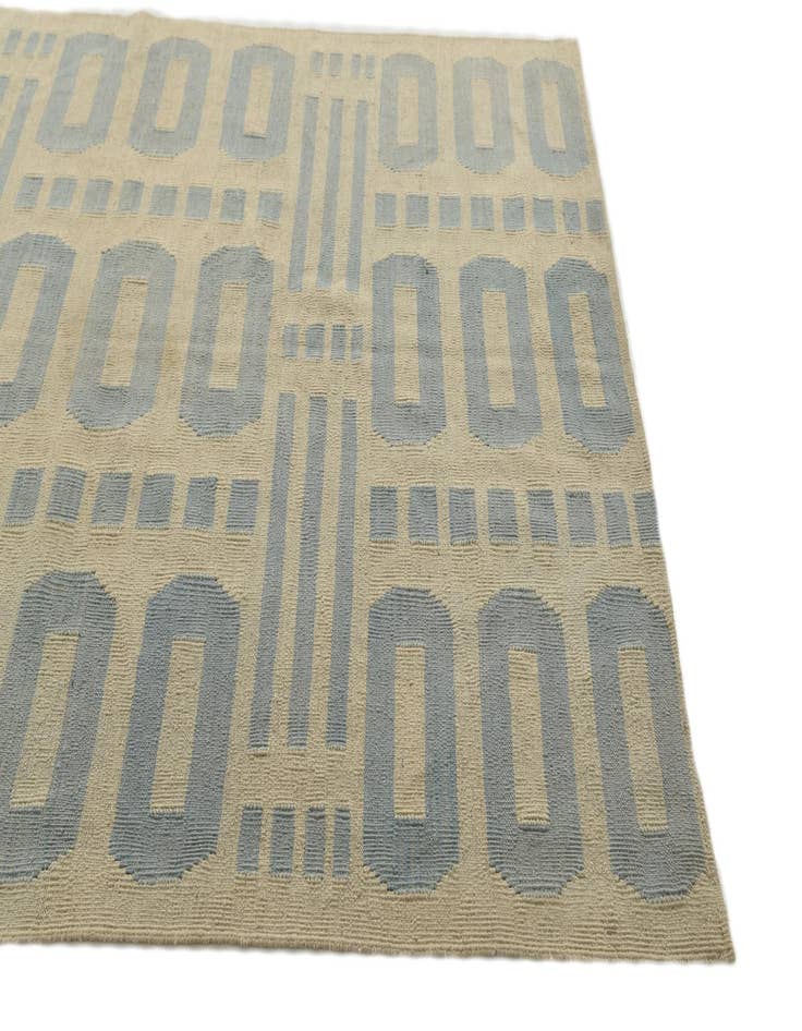 Detail image of  4' 10 x 6' 10  Hand Woven Kilim Modern Wool Rug