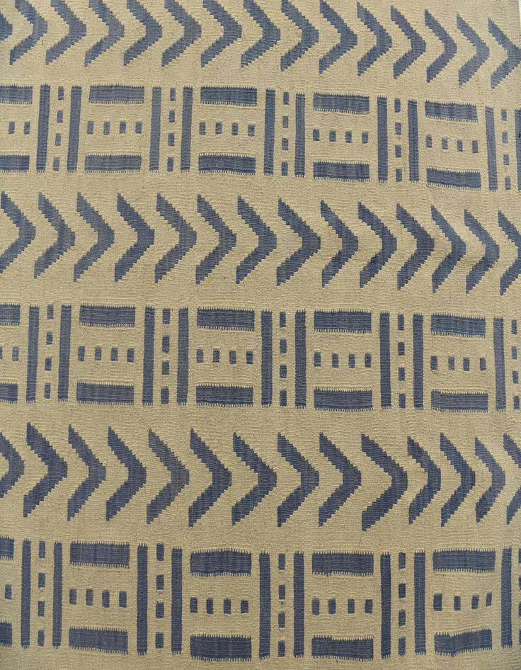 Detail image of  4' 10 x 6' 7  Hand Woven Kilim Modern Wool Rug