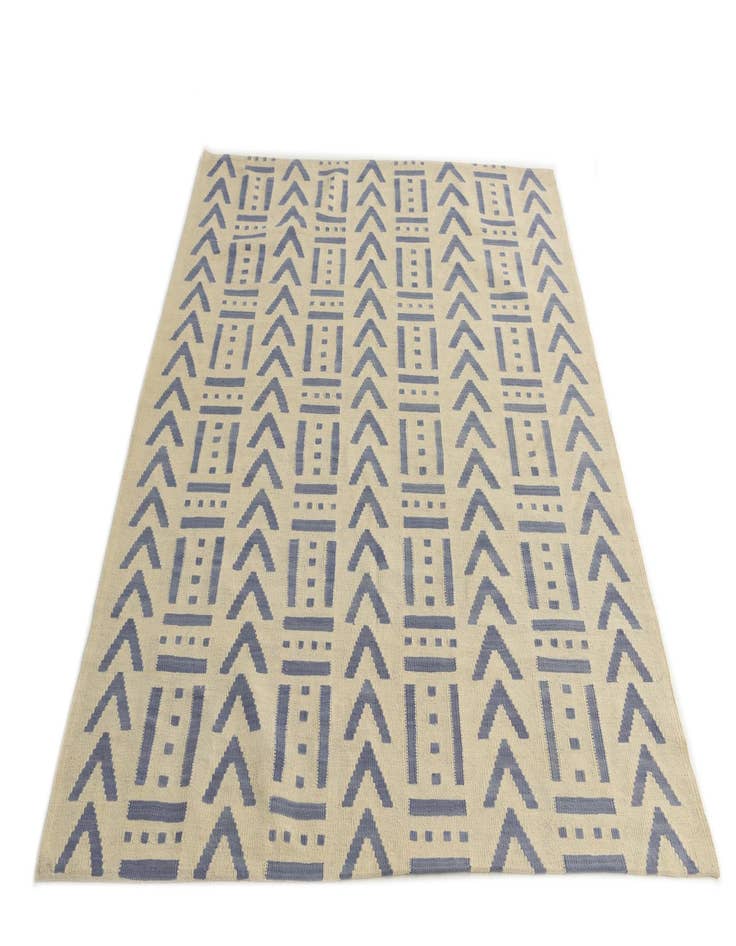 Detail image of  5' 1 x 6' 8  Hand Woven Kilim Modern Wool Rug