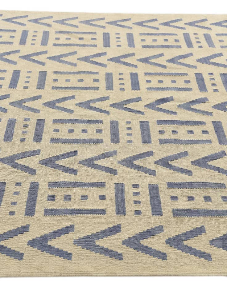 Detail image of  5' 1 x 6' 8  Hand Woven Kilim Modern Wool Rug