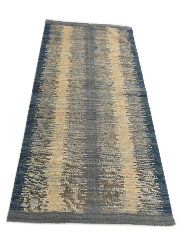 Detail image of  4' 5 x 5' 10  Hand Woven Kilim Modern Wool Rug