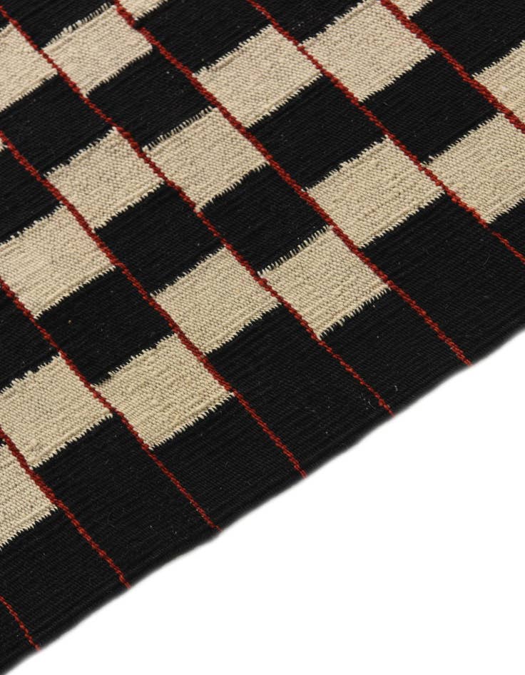 Detail image of  4' 9 x 6' 1  Hand Woven Kilim Modern Wool Rug