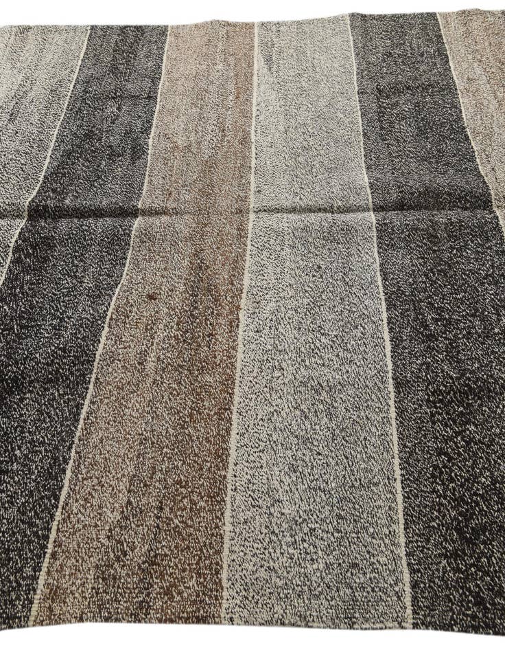 Detail image of  5' 10 x 7' 7  Hand Woven Kilim Modern Wool Rug