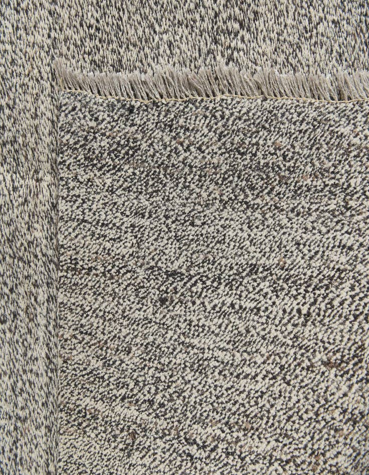 Detail image of  8' 7 x 9' 6  Hand Woven Kilim Modern Wool Rug