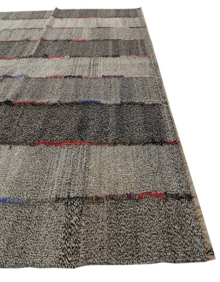 Detail image of  5' 6 x 7' 3  Hand Woven Kilim Modern Wool Rug