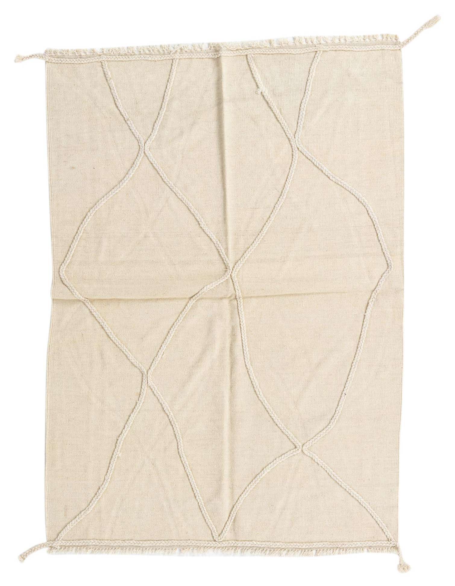 A 4x6 rectangular ivory flatweave wool rug with a subtle geometric braided pattern and fringed edges.