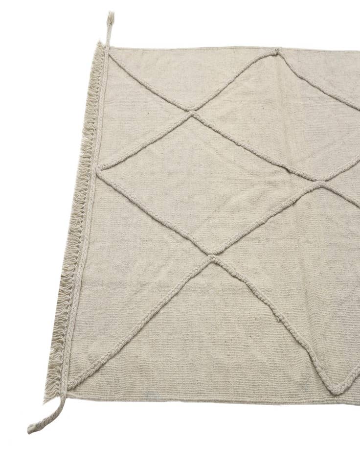 Detail image of  3' 5 x 4' 11  Hand Woven Kilim Modern Wool Rug