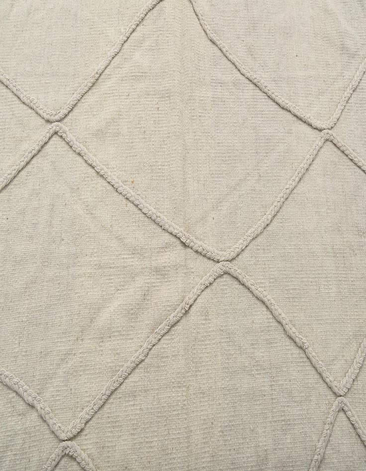 Detail image of  3' 5 x 4' 11  Hand Woven Kilim Modern Wool Rug