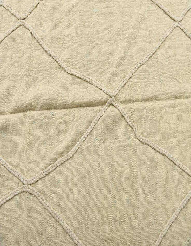 Detail image of  4' x 5' 10  Hand Woven Kilim Modern Wool Rug