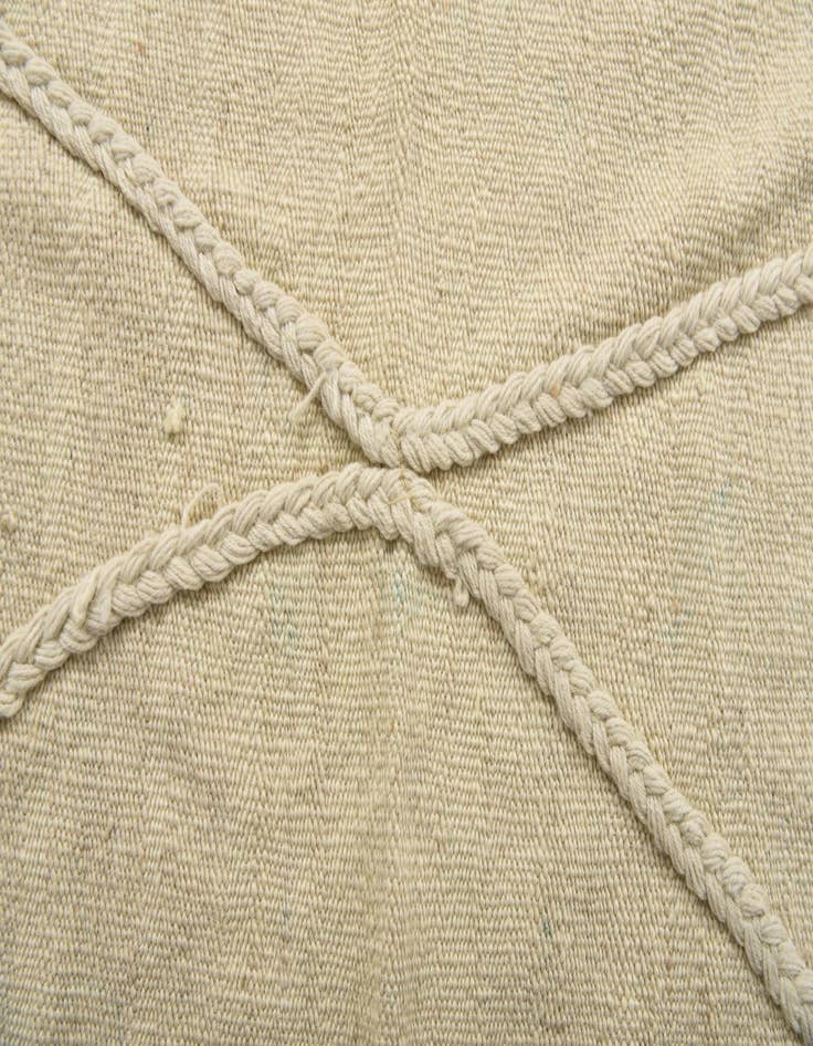 Detail image of  4' x 5' 10  Hand Woven Kilim Modern Wool Rug