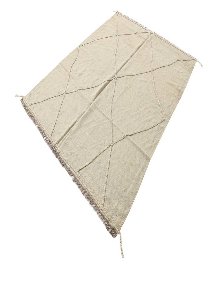 Detail image of  5' 1 x 6' 4  Hand Woven Kilim Modern Wool Rug