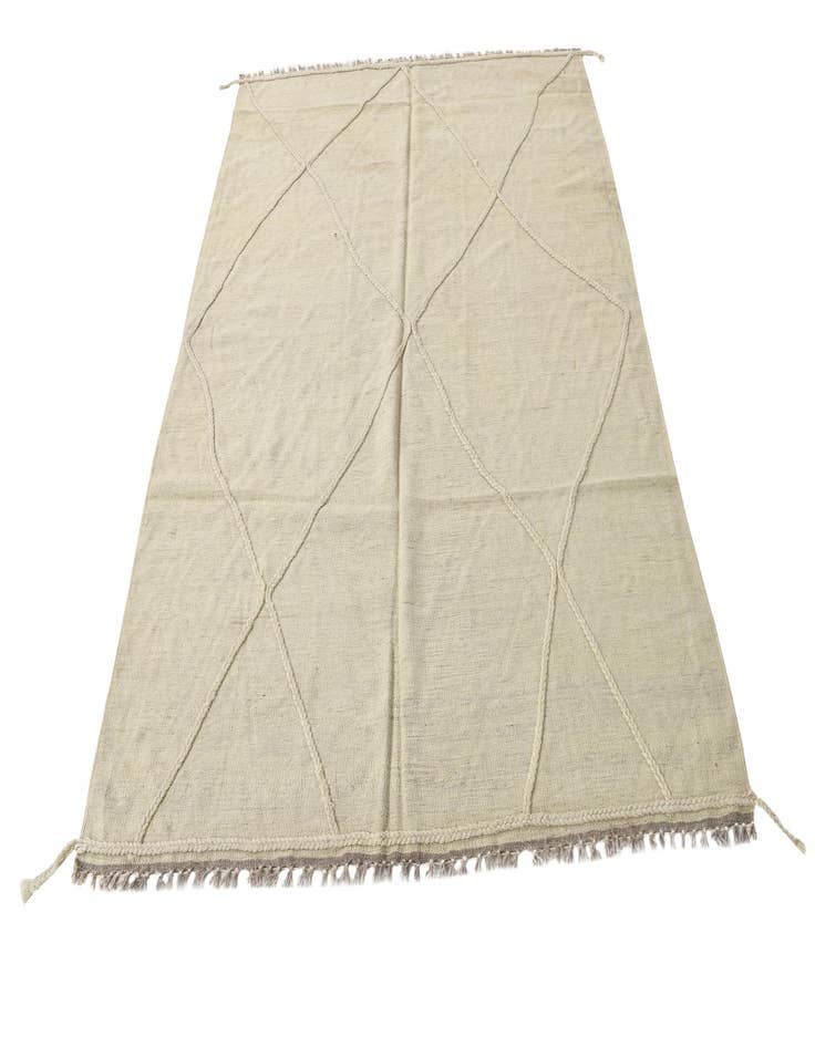 Detail image of  5' 1 x 6' 4  Hand Woven Kilim Modern Wool Rug