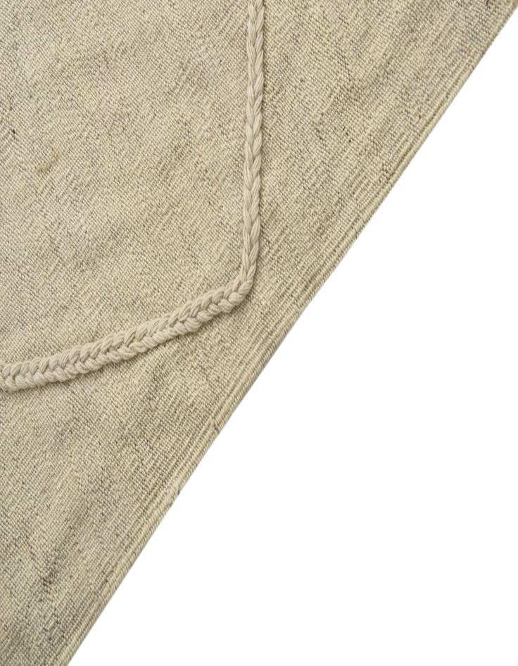 Detail image of  5' 1 x 6' 4  Hand Woven Kilim Modern Wool Rug