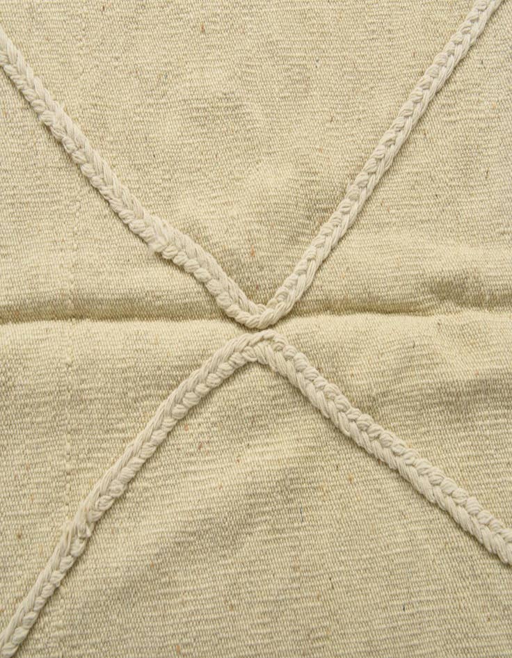 Detail image of  3' 3 x 4' 10  Hand Woven Kilim Modern Wool Rug