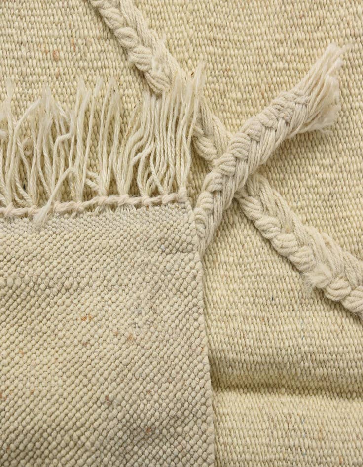 Detail image of  3' 3 x 4' 10  Hand Woven Kilim Modern Wool Rug