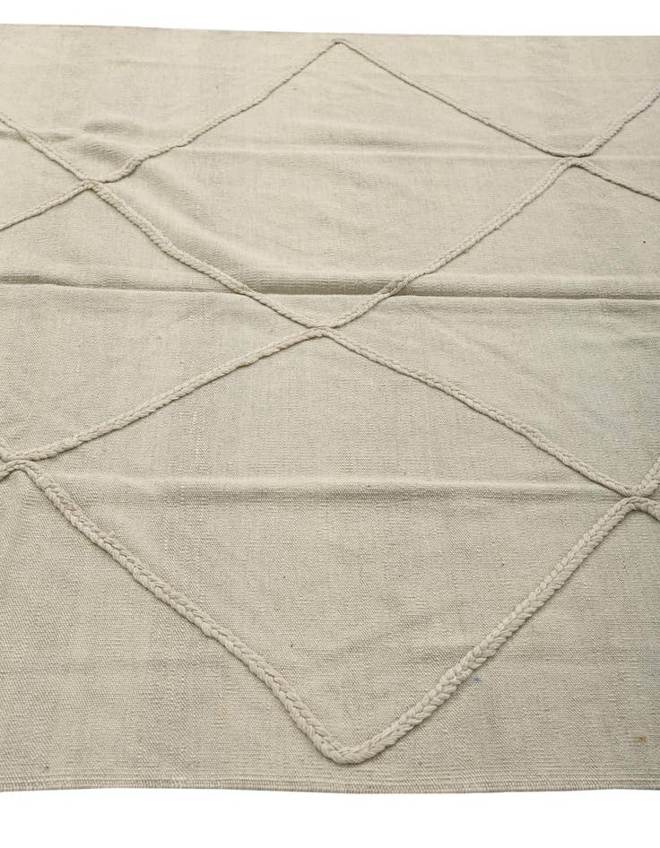 Detail image of  5' 7 x 7' 9  Hand Woven Kilim Modern Wool Rug