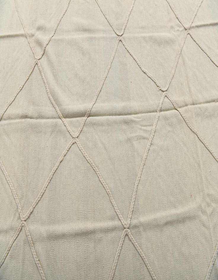 Detail image of  5' 7 x 7' 9  Hand Woven Kilim Modern Wool Rug