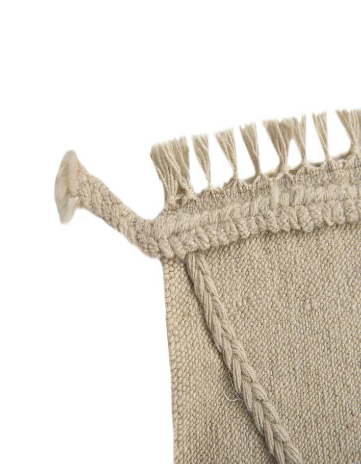 Detail image of  4' 1 x 6' 1  Hand Woven Kilim Modern Wool Rug