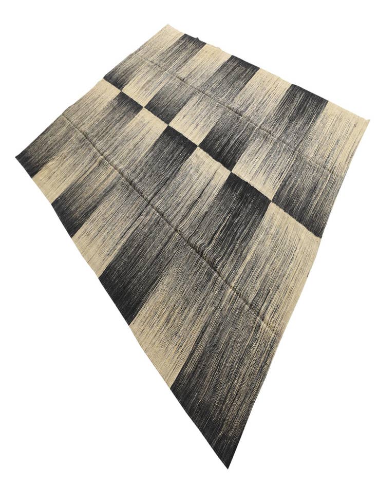 Detail image of  7' 10 x 9' 7  Hand Woven Kilim Modern Wool Rug