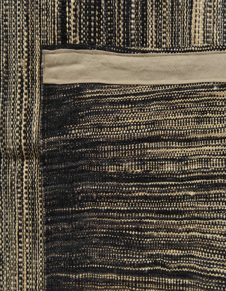 Detail image of  7' 10 x 9' 7  Hand Woven Kilim Modern Wool Rug