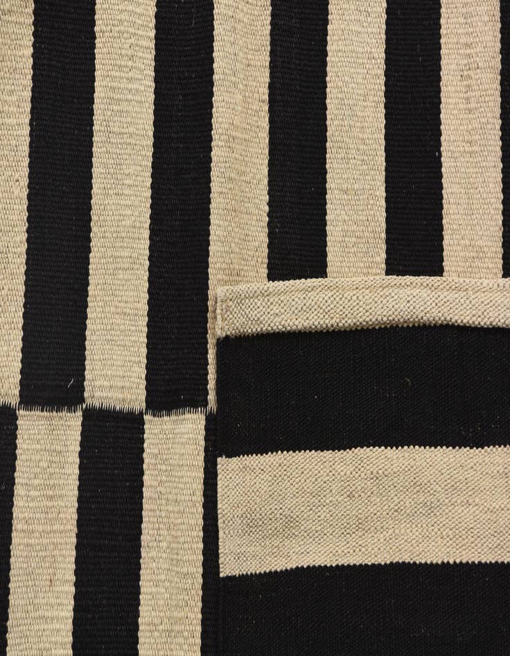 Detail image of  3' 4 x 4' 8  Hand Woven Kilim Modern Wool Rug