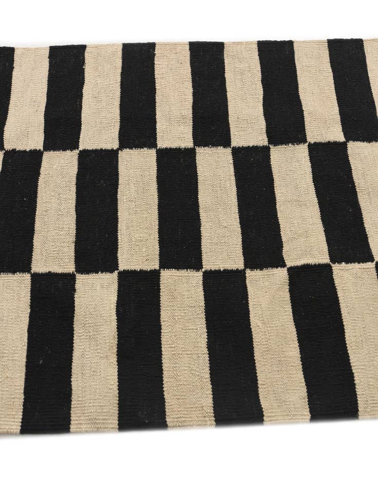 Detail image of  2' 9 x 3' 10  Hand Woven Kilim Modern Wool Rug