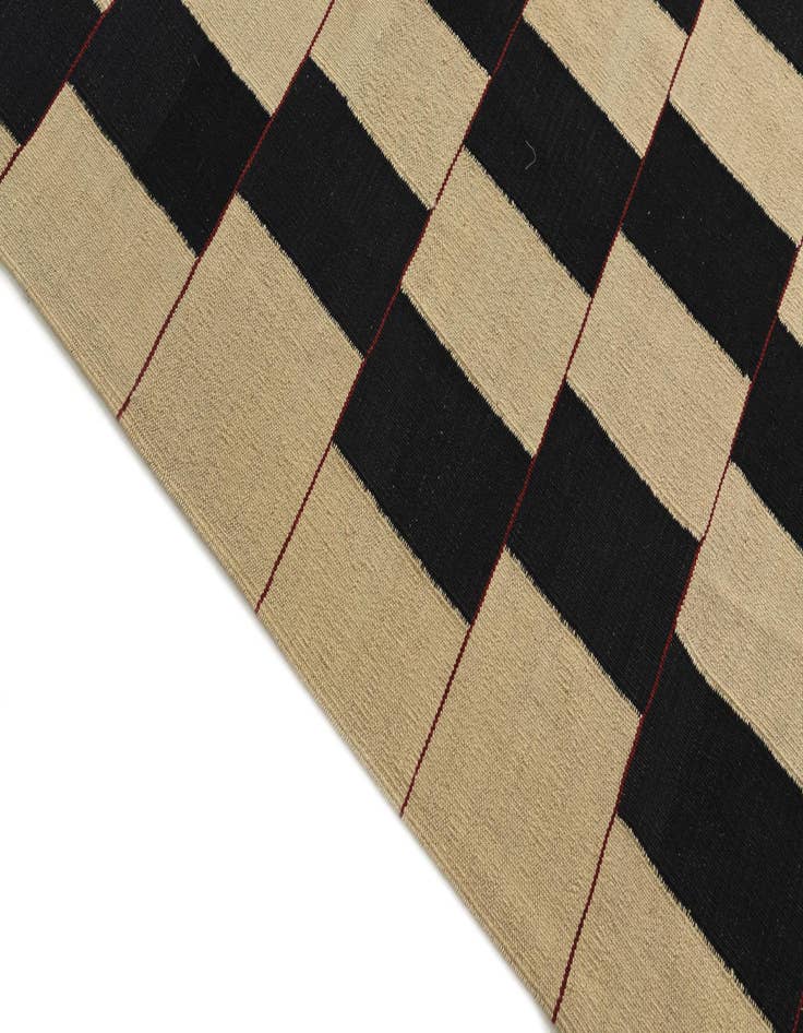 Detail image of  7' x 9' 7  Hand Woven Kilim Modern Wool Rug