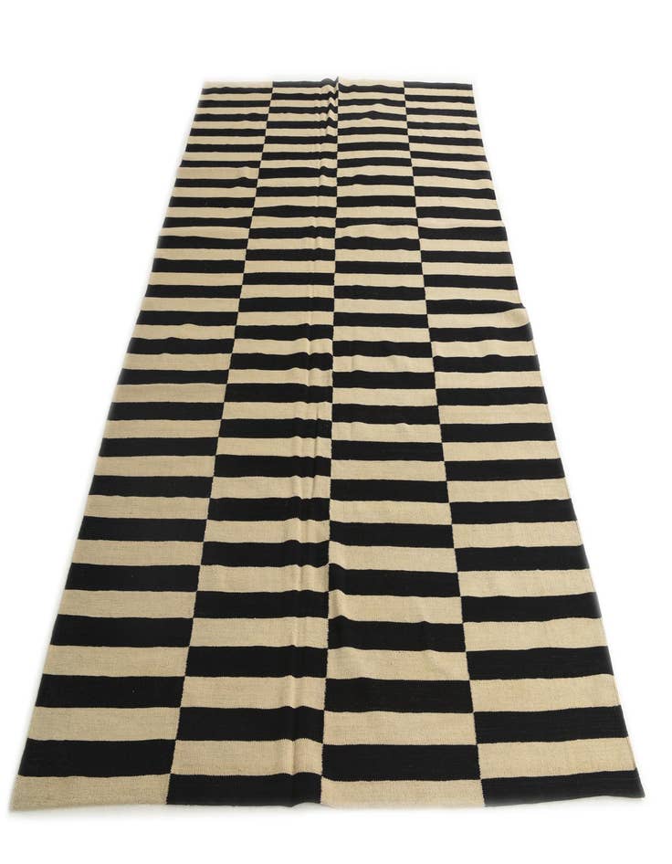 Detail image of  6' 8 x 9' 10  Hand Woven Kilim Modern Wool Rug