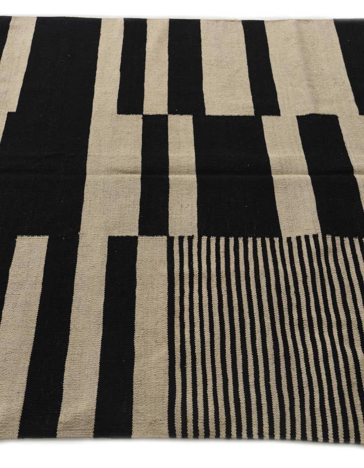 Detail image of  5' x 6' 8  Hand Woven Kilim Modern Wool Rug