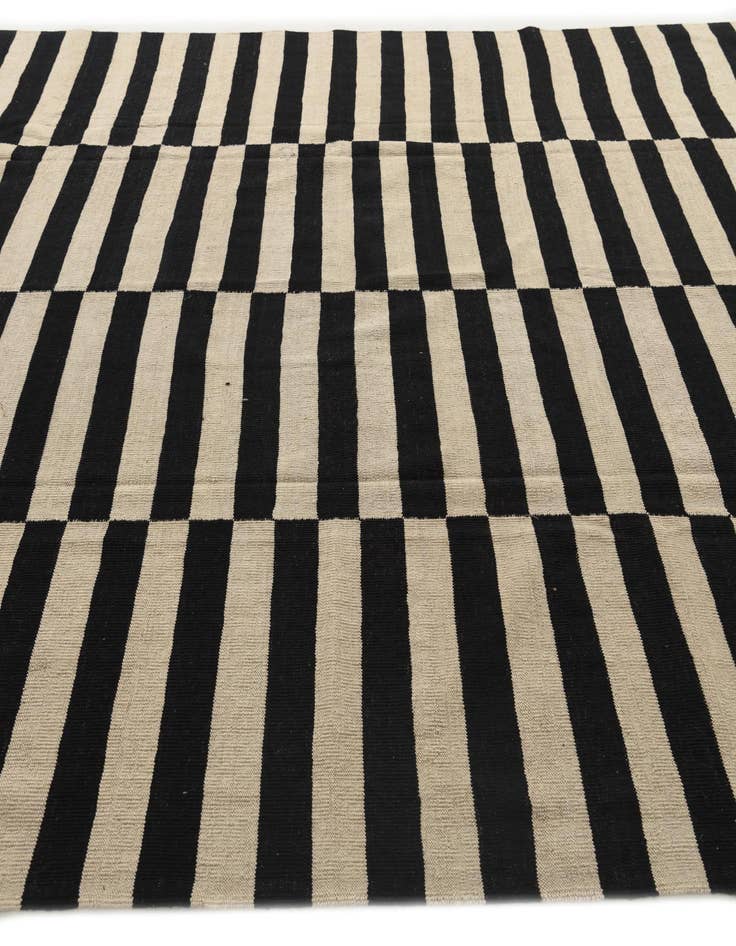 Detail image of  8' 7 x 9' 7  Hand Woven Kilim Modern Wool Rug