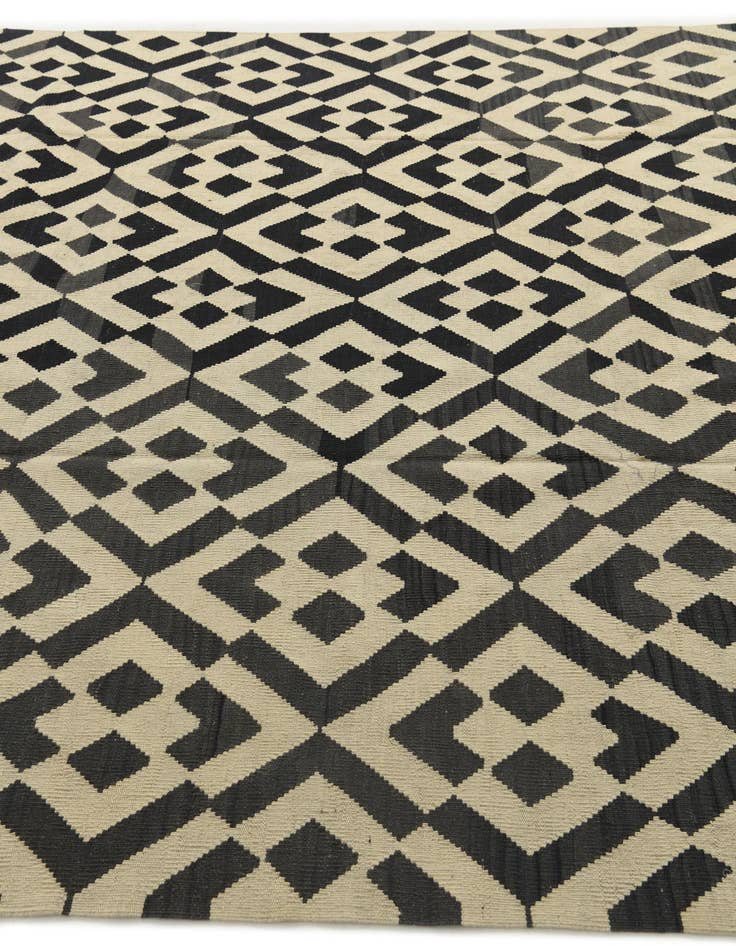 Detail image of  8' 6 x 11' 4  Hand Woven Kilim Modern Wool Rug
