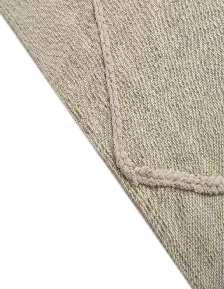 Detail image of  4' 1 x 6'  Hand Woven Kilim Modern Wool Rug