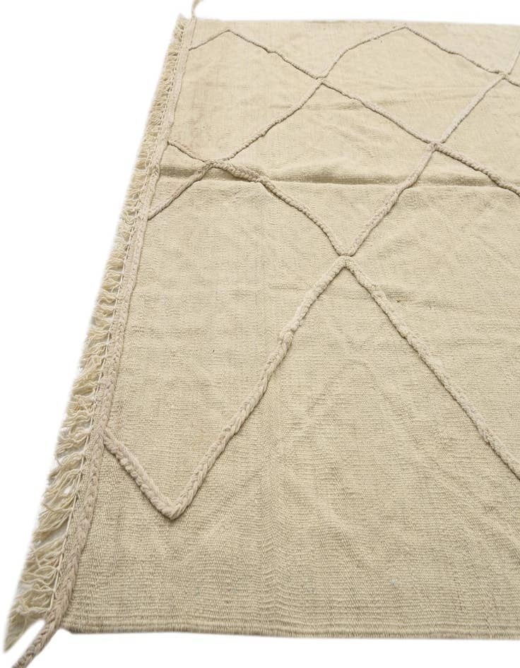 Detail image of  4' 7 x 6' 4  Hand Woven Kilim Modern Wool Rug