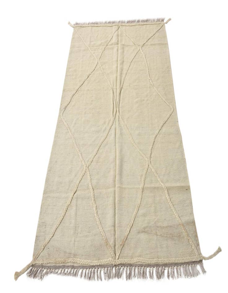 Detail image of  3' 10 x 6'  Hand Woven Kilim Modern Wool Rug