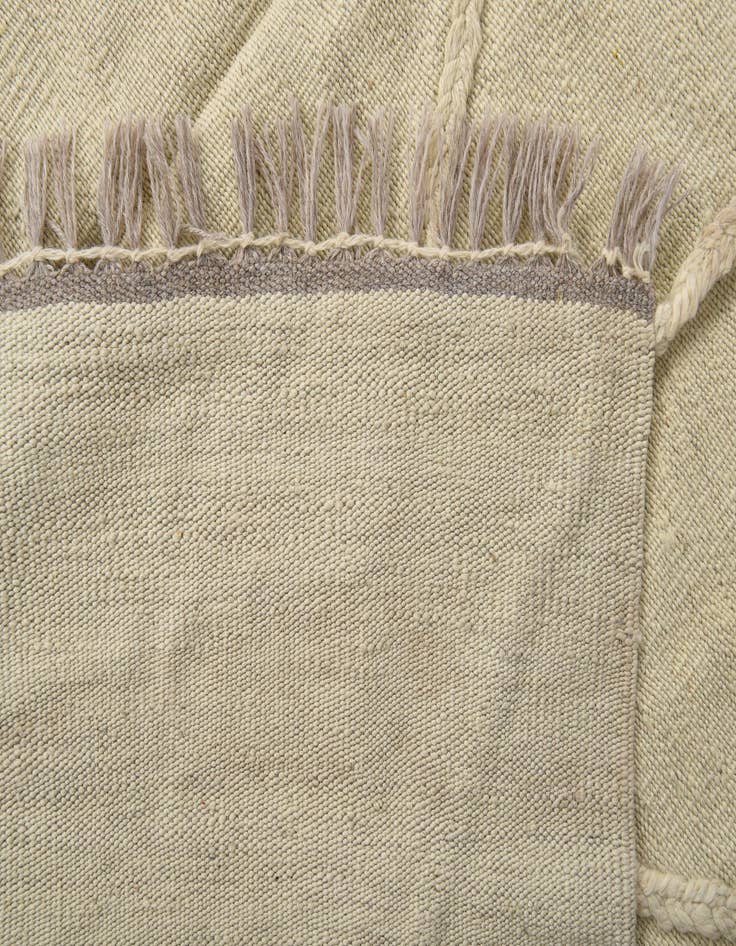 Detail image of  3' 10 x 6'  Hand Woven Kilim Modern Wool Rug