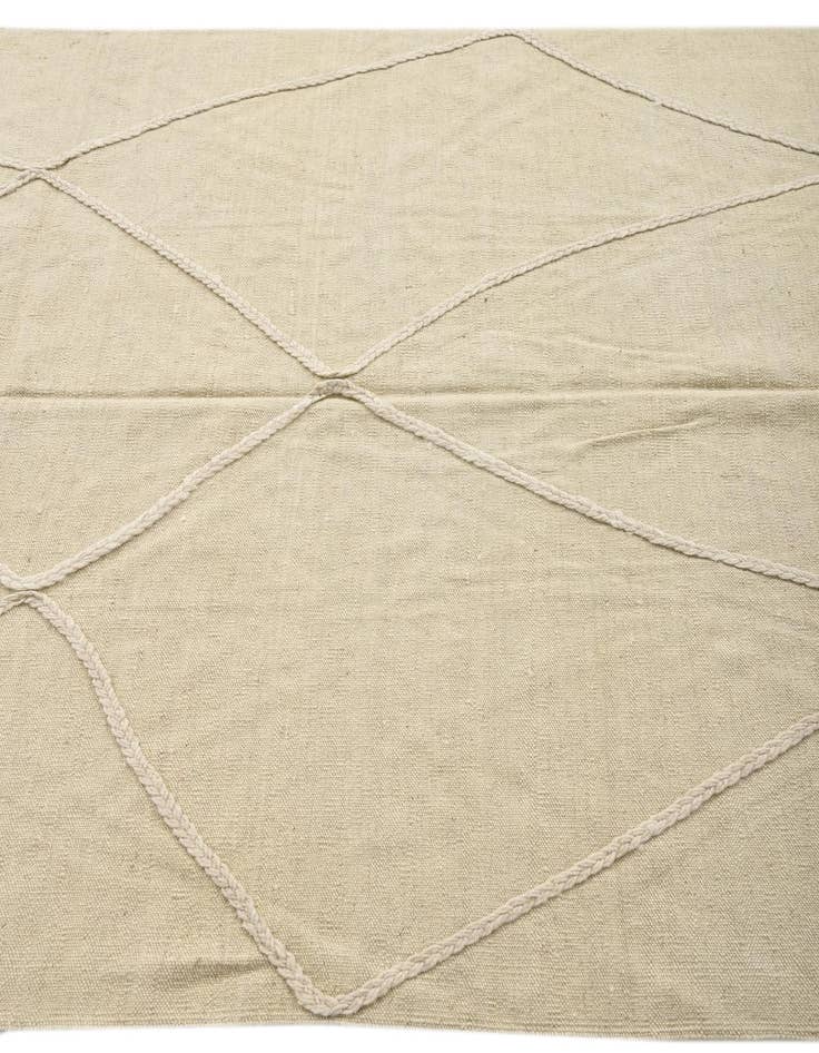 Detail image of  5' x 6' 5  Hand Woven Kilim Modern Wool Rug