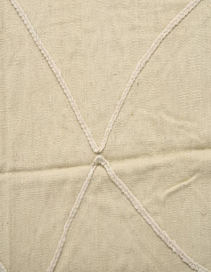 Detail image of  5' x 6' 5  Hand Woven Kilim Modern Wool Rug