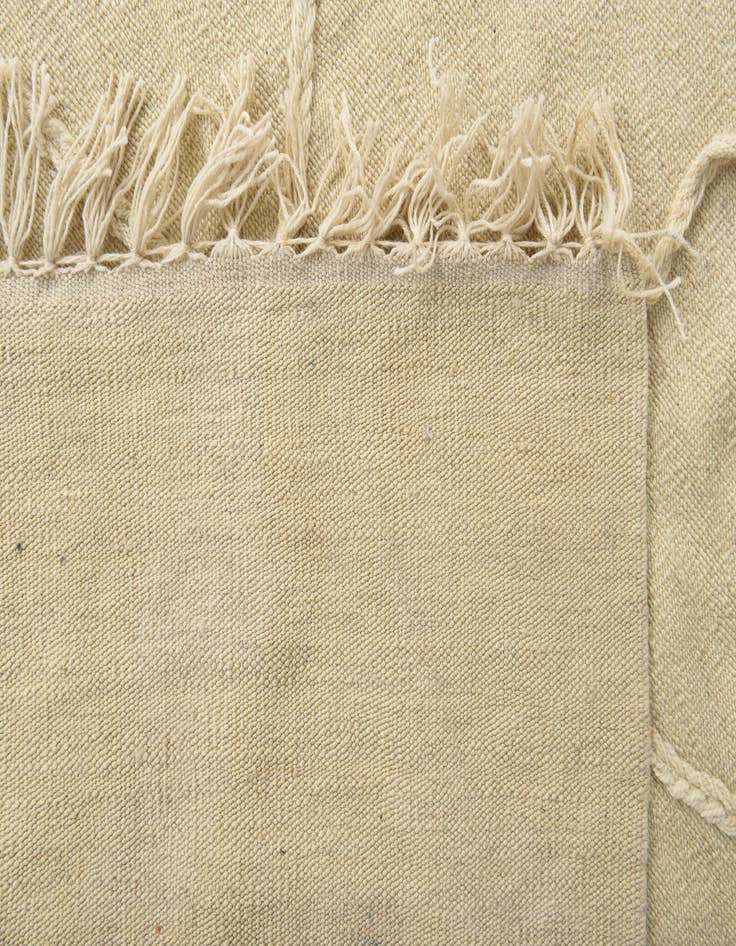 Detail image of  5' 9 x 7' 10  Hand Woven Kilim Modern Wool Rug