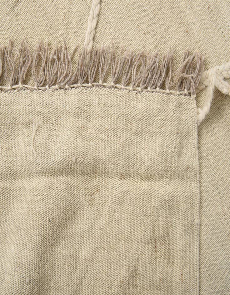 Detail image of  5' 4 x 7' 9  Hand Woven Kilim Modern Wool Rug