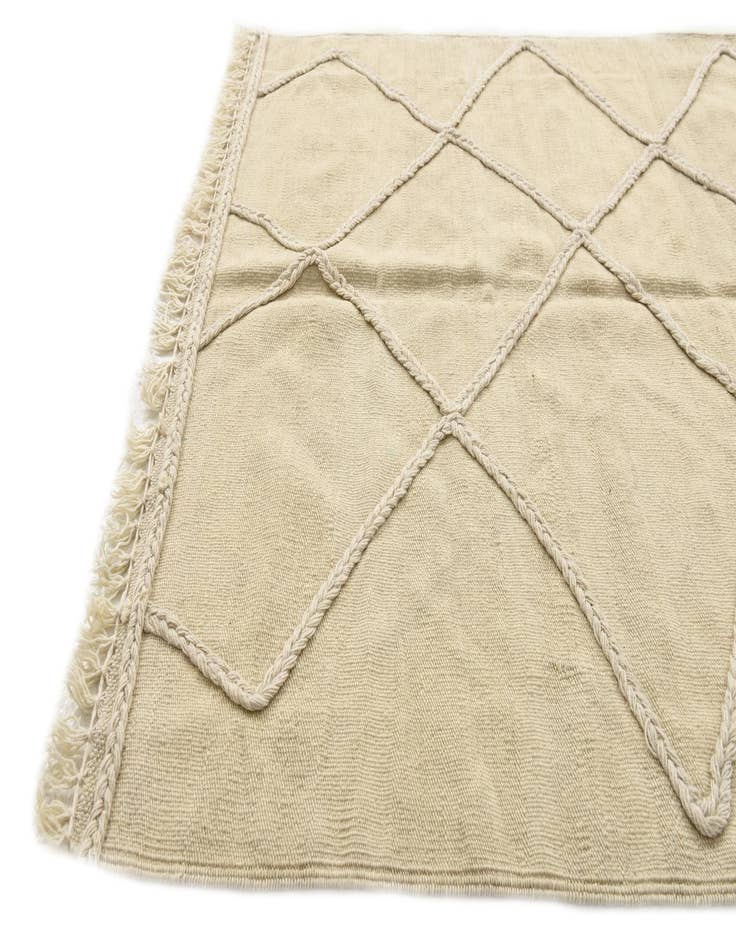 Detail image of  3' 5 x 4' 10  Hand Woven Kilim Modern Wool Rug