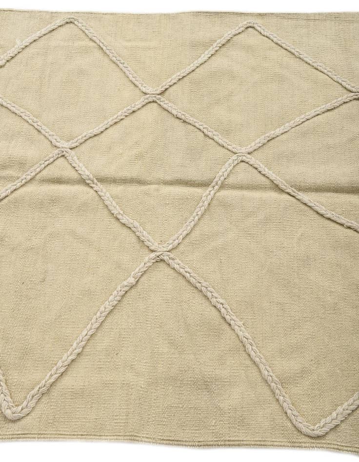 Detail image of  3' 5 x 4' 10  Hand Woven Kilim Modern Wool Rug