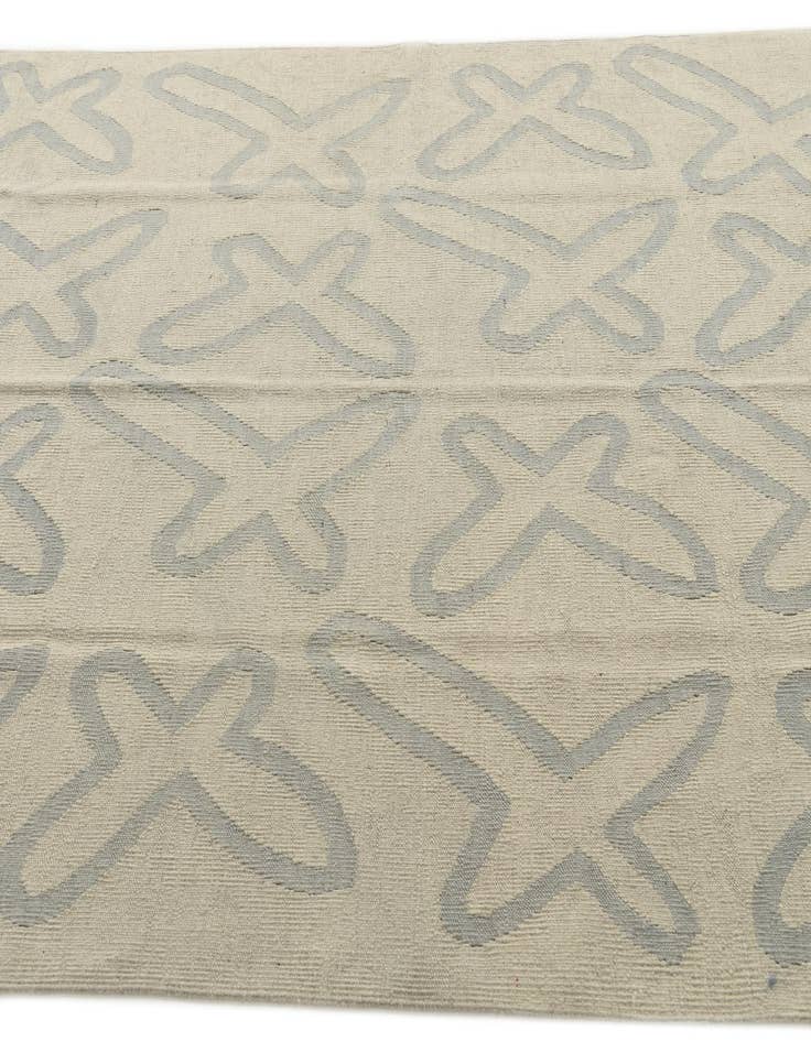 Detail image of  5' 1 x 6' 5  Hand Woven Kilim Modern Wool Rug