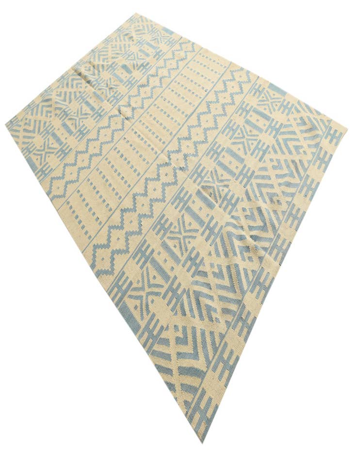 Detail image of  6' 6 x 9' 6  Hand Woven Kilim Modern Wool Rug