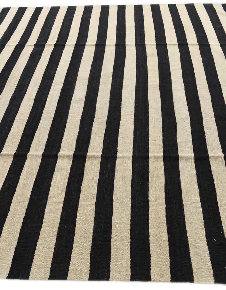 Detail image of  8' 3 x 9' 9  Hand Woven Kilim Modern Wool Rug