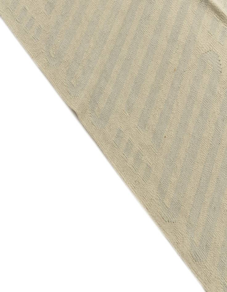 Detail image of  5' 9 x 7' 7  Hand Woven Kilim Modern Wool Rug