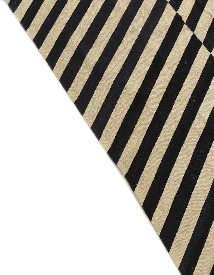 Detail image of  8' 7 x 11' 1  Hand Woven Kilim Modern Wool Rug