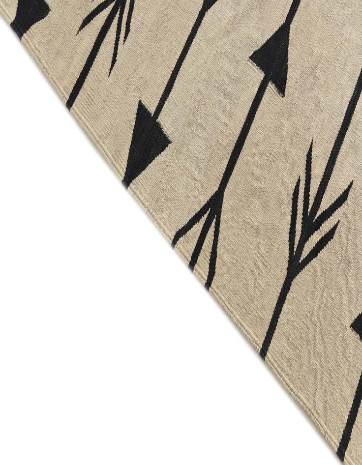 Detail image of  6' x 7' 4  Hand Woven Kilim Modern Wool Rug