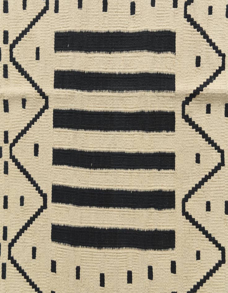 Detail image of  6' 1 x 8' 1  Hand Woven Kilim Modern Wool Rug