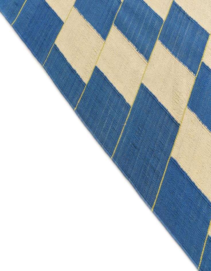 Detail image of  7' 2 x 9' 8  Hand Woven Kilim Modern Wool Rug